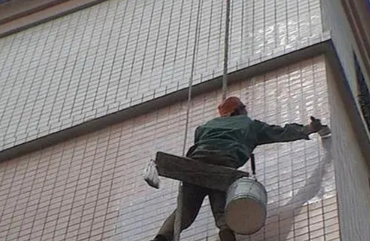 内江市卫生间漏水维修公司分享下内江市外墙防水的必要性。